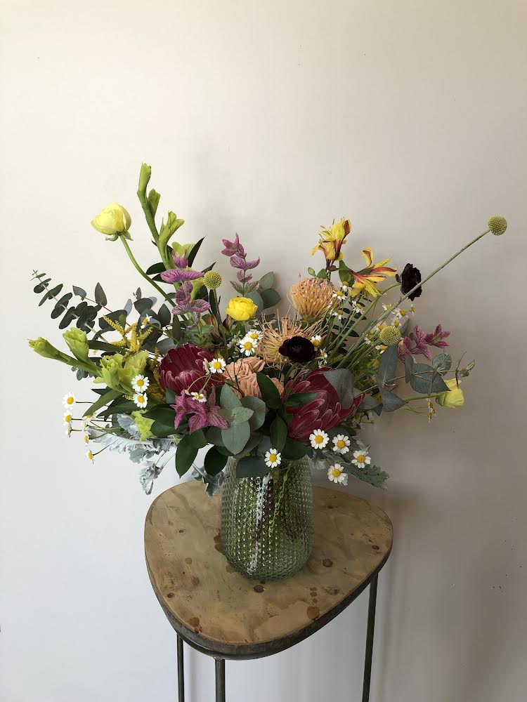 
                  
                    Seasonal Arrangement (Large)
                  
                