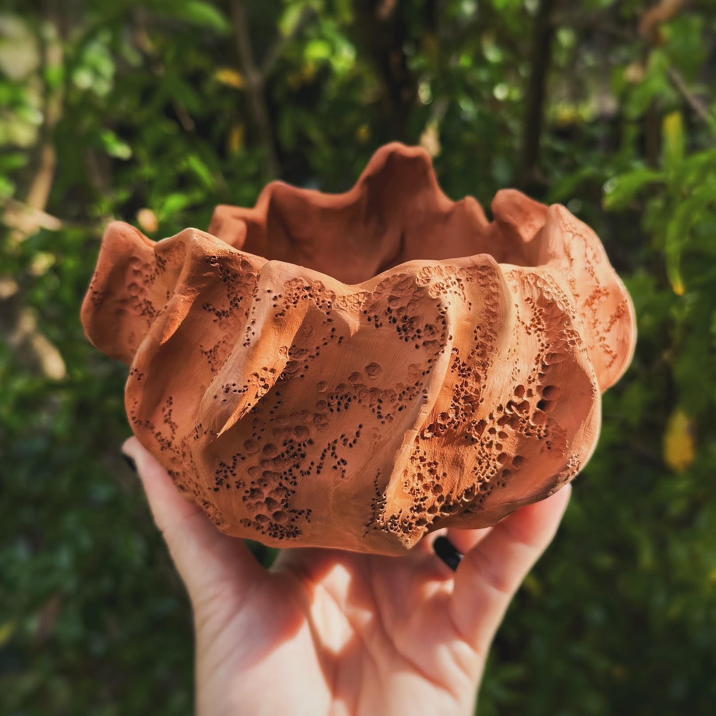 
                  
                    Thursday, March 20, 2025: Sip & Sculpt Plant Pot - CLAY WORKSHOP with Lindsey Nicole // Please see ticket info in description!
                  
                